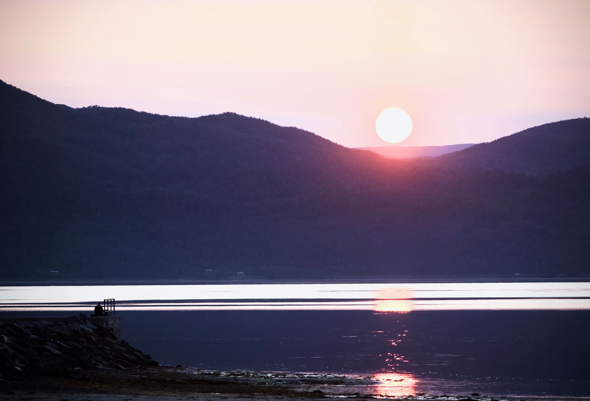 Midnattsolen på Lathari